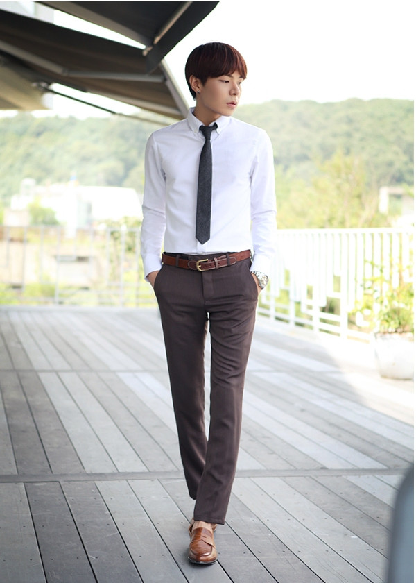 Những trang phục đẹp nhất cho chàng công sở ngày đầu hè ảnh 3 Những trang phục đẹp nhất cho chàng công sở ngày đầu hè