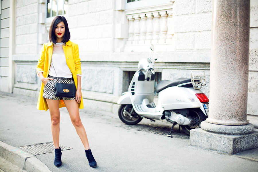 Mặc đẹp với áo sơ mi voan mát nhẹ, thanh lịch đón hè 2016 ảnh 10 Mặc đẹp với áo sơ mi voan mát nhẹ, thanh lịch đón hè 2016