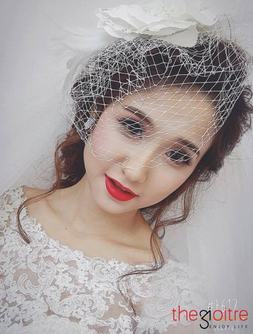 Dù ngắm ở gốc độ nào Angela Phan cũng đều rất xinh đẹp. Dù ngắm ở gốc độ nào Angela Phan cũng đều rất xinh đẹp.