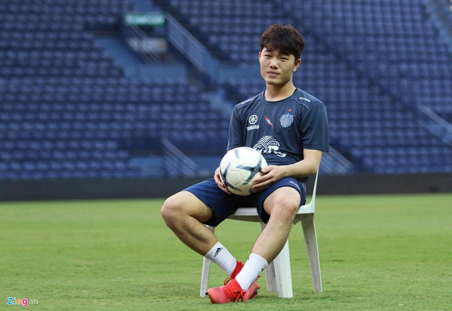 Xuân Trường là một trong những cầu thủ ASEAN tới Thái Lan trong vài năm trở lại đây Xuân Trường là một trong những cầu thủ ASEAN tới Thái Lan trong vài năm trở lại đây