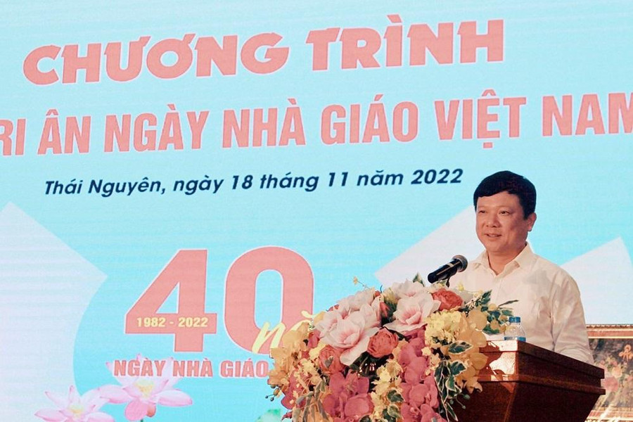 PGS.TS Hoàng Văn Hùng, Giám đốc Đại học Thái Nguyên phát biểu tại chương trình.