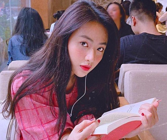 Dàn hot girl sinh năm 1995 trưởng thành từ trường Sân khấu Điện ảnh ảnh 9 Dàn hot girl sinh năm 1995 trưởng thành từ trường Sân khấu Điện ảnh ảnh 9