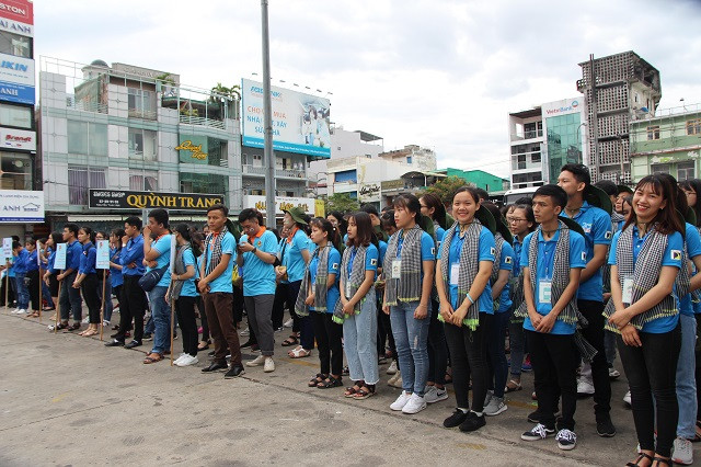 Hơn 800 sinh viên hăng hái xuất quân lên đường tham gia chiến dịch tình nguyện hè 2019. 