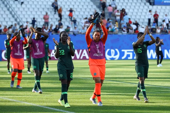 Các tuyển thủ nữ Nigeria quyết đòi bằng được tiền thưởng