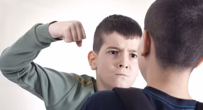 Thấy con có những hành vi ứng xử bất thường này cha mẹ tuyệt đối đừng bỏ qua mà hãy uốn nắn, sửa chữa ngay-5