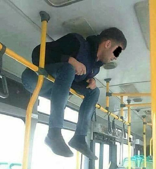 Giải pháp khi hết ghế trên xe buýt. Giải pháp khi hết ghế trên xe buýt.