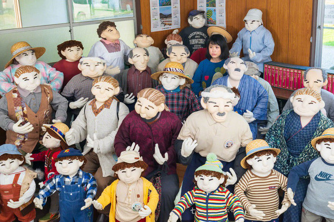 Gh&#233; thăm ng&#244;i l&#224;ng b&#249; nh&#236;n si&#234;u kỳ lạ ở Nhật Bản, nơi b&#250;p b&#234; c&#242;n đ&#244;ng hơn con người gấp chục lần - Ảnh 2.