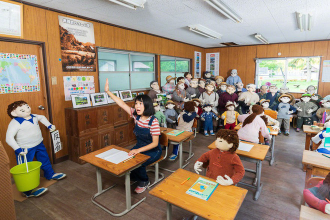 Gh&#233; thăm ng&#244;i l&#224;ng b&#249; nh&#236;n si&#234;u kỳ lạ ở Nhật Bản, nơi b&#250;p b&#234; c&#242;n đ&#244;ng hơn con người gấp chục lần - Ảnh 3.