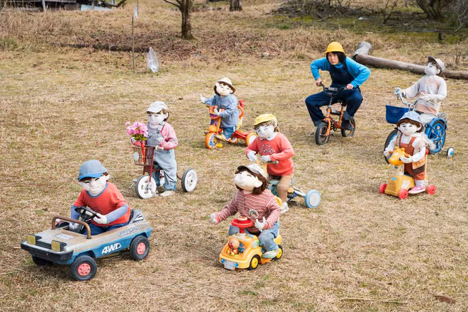 Ghé thăm ngôi làng bù nhìn siêu kỳ lạ ở Nhật Bản, nơi búp bê còn đông hơn con người gấp chục lần - Ảnh 3.