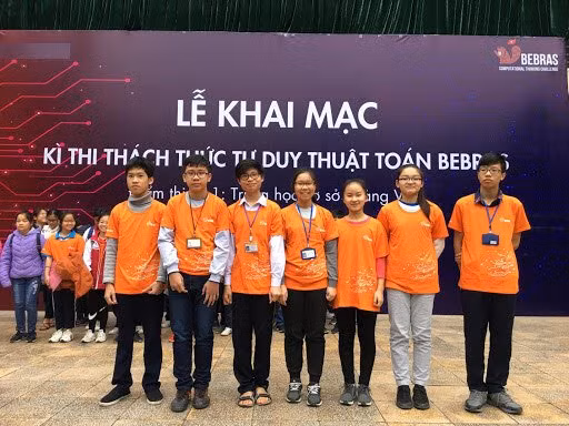 Học sinh tham gia Cuộc thi Thách thức Tư duy Thuật toán Bebras năm 2019.