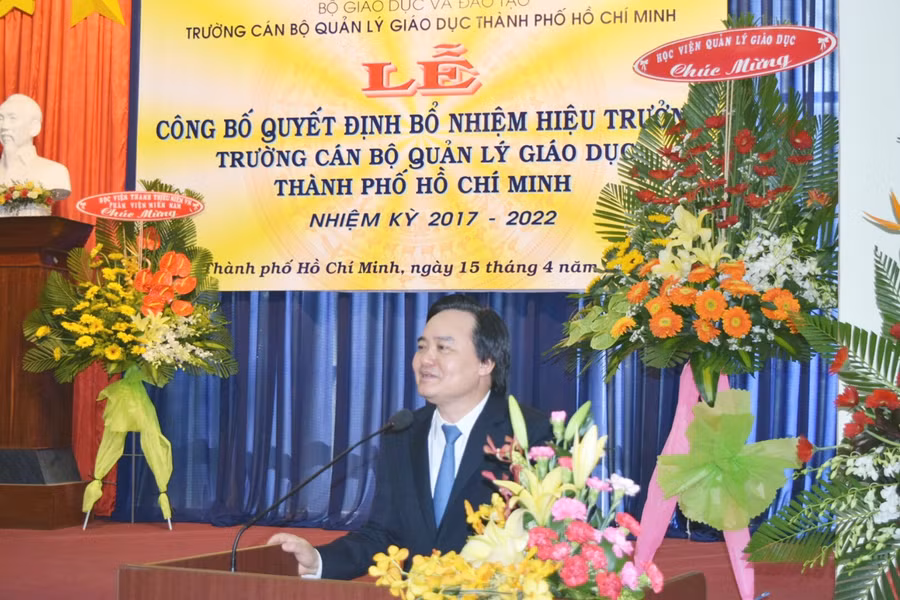 Bộ trưởng Phùng Xuân Nhạ phát biểu tại lễ công bố