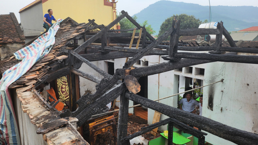 Cơ quan chức năng cũng đã vào cuộc nhưng suốt hơn 1 năm qua vẫn chưa tìm ra được nguyên nhân các lần cháy. (Ảnh: NT). Cơ quan chức năng cũng đã vào cuộc nhưng suốt hơn 1 năm qua vẫn chưa tìm ra được nguyên nhân các lần cháy. (Ảnh: NT).