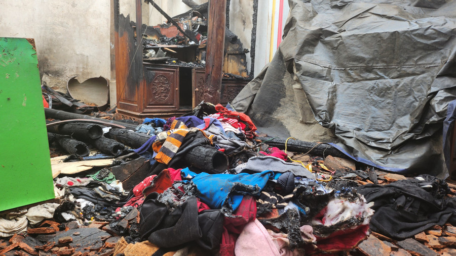 Nhiều đồ đạc bị cháy rụi trong lần cháy mới nhất vào ngày 22/5. (Ảnh: NT). Nhiều đồ đạc bị cháy rụi trong lần cháy mới nhất vào ngày 22/5. (Ảnh: NT).