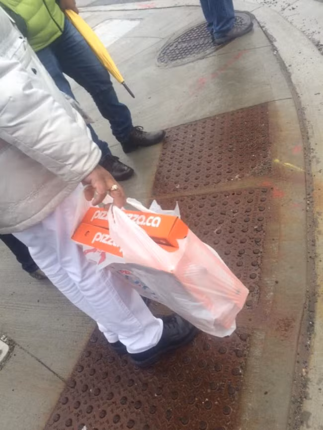 Những hình ảnh khiến người theo chủ nghĩa hoàn hảo cảm thấy tan nát cõi lòng - Ảnh 8.