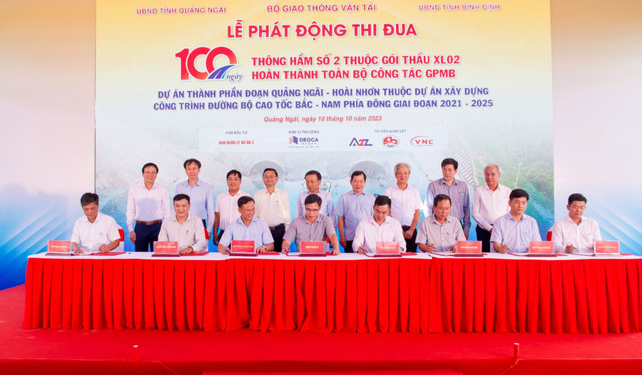 Tỉnh Quảng Ngãi và tỉnh Bình Định cam kết bàn giao mặt bằng sạch 100% cho chủ đầu tư và nhà thầu thi công trước 31/12/2023.