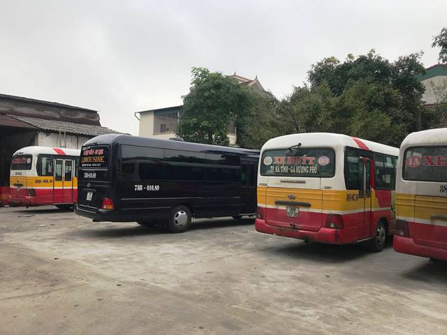 Khách đi xe cũng giảm tới 50-70%. Khách đi xe cũng giảm tới 50-70%.