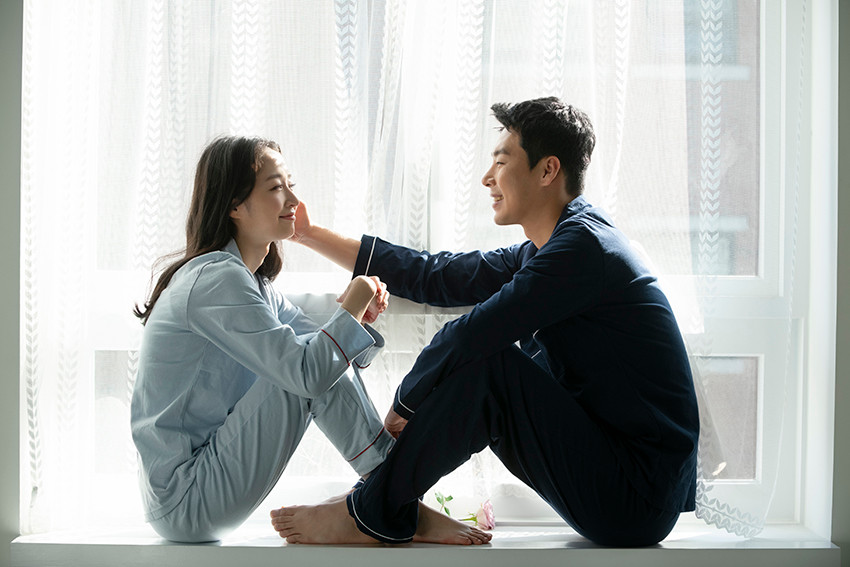 Hãy nói thẳng thắn với anh ấy để tìm ra nguyên nhân vì sao hết yêu. Hãy nói thẳng thắn với anh ấy để tìm ra nguyên nhân vì sao hết yêu.