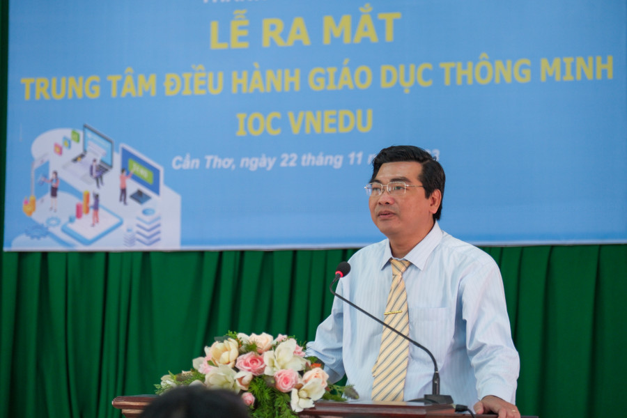 Ông Trần Thanh Bình, Giám đốc Sở GD&amp;ĐT TP Cần Thơ phát biểu chỉ đạo tại buổi lễ.