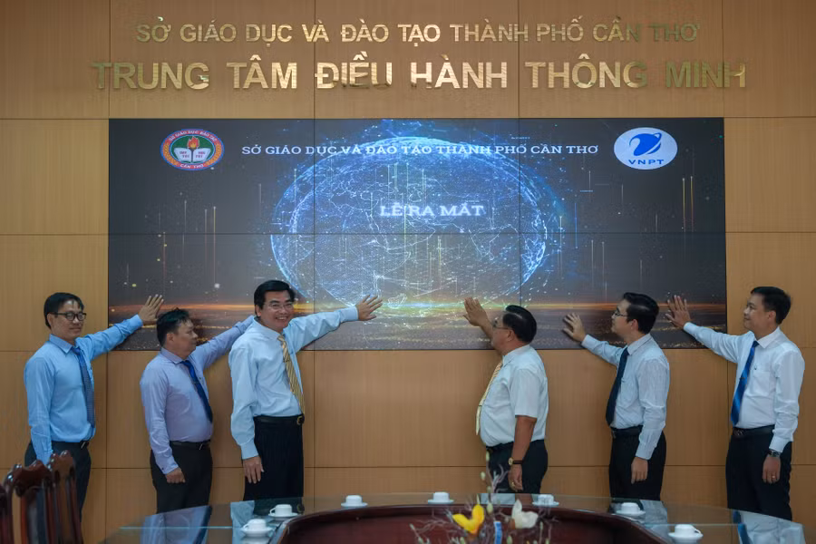 Sở GD&ĐT TP Cần Thơ khánh thành, đưa vào hoạt động Trung tâm điều hành Giáo dục thông minh.