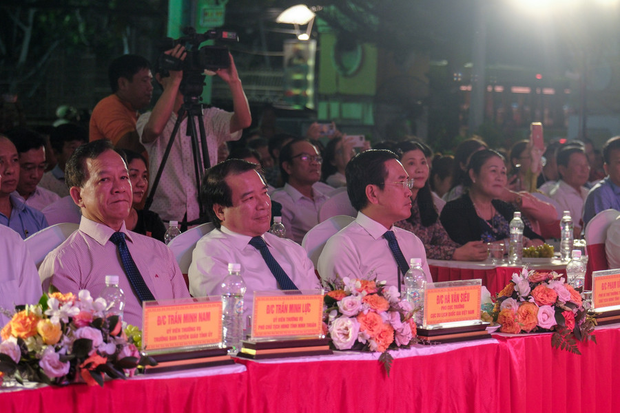 Đại biểu tham dự khai mạc “Ngày Văn hóa, Du lịch Ninh Thuận tại Cần Thơ năm 2023” Đại biểu tham dự khai mạc “Ngày Văn hóa, Du lịch Ninh Thuận tại Cần Thơ năm 2023”