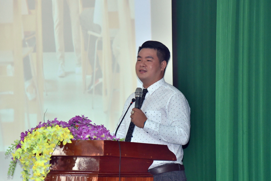 Ông Phạm Văn Giào, Viện trưởng Viện Ứng dụng Khoa học Tâm lý – Giáo dục chia sẻ tại hội nghị