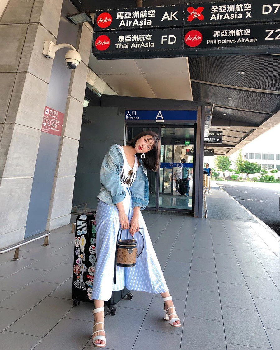 Áo khoác denim diện theo cách “điệu đời” ảnh 12 Áo khoác denim diện theo cách “điệu đời” ảnh 12