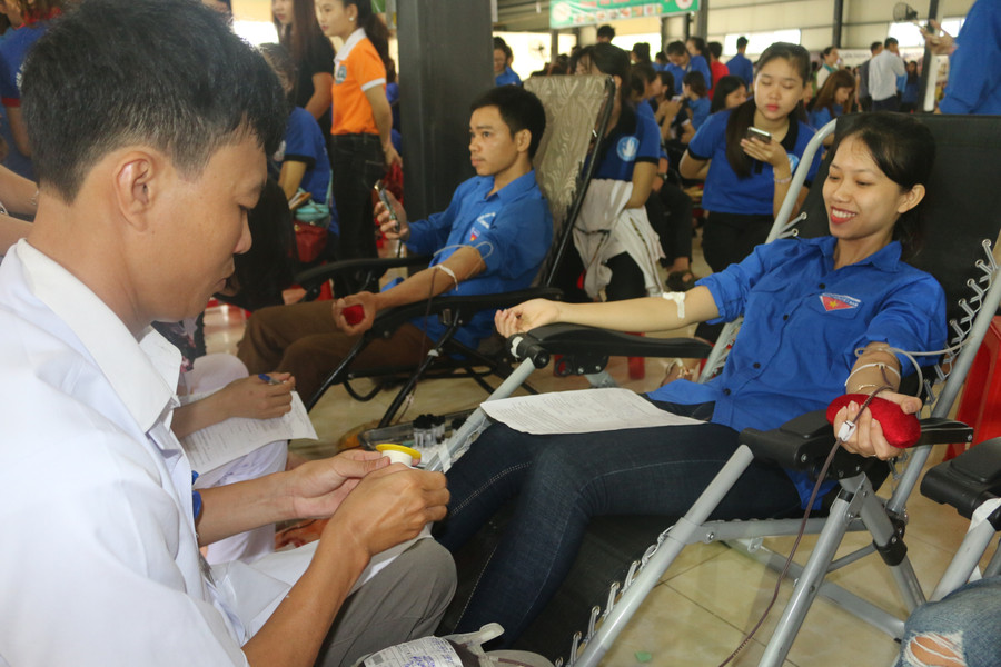 Sinh viên Trường Đại học Hà Tĩnh với Ngày hội tình nguyện năm 2017