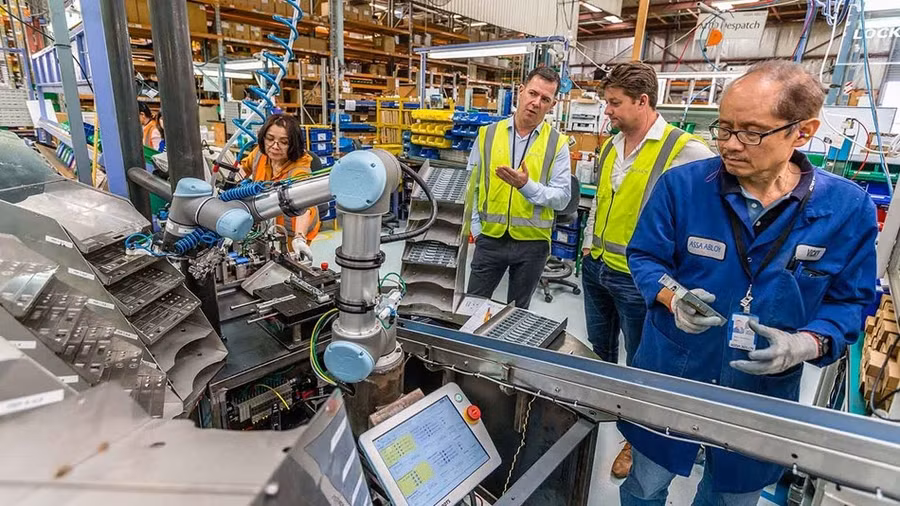 Cánh tay robot thông minh - Giải pháp sản xuất toàn diện cho mọi doanh nghiệp ảnh 1