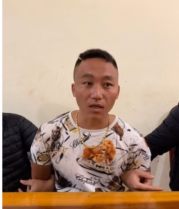 Đối tượng Lầu A Só tại cơ quan Công an