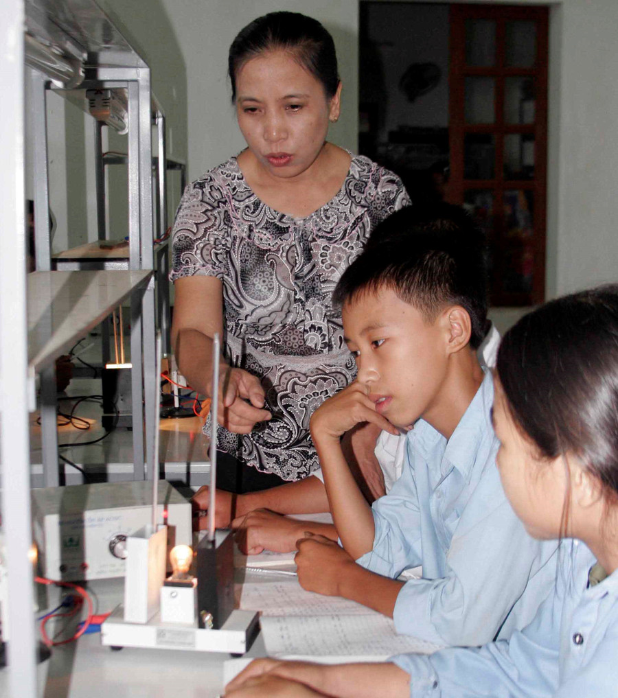 Khâu tuyển dụng đội ngũ đáp ứng yêu cầu GD vẫn nằm ngoài tầm quản lý của ngành GD-ĐT. Ảnh: Đức Chiêm Khâu tuyển dụng đội ngũ đáp ứng yêu cầu GD vẫn nằm ngoài tầm quản lý của ngành GD-ĐT. Ảnh: Đức Chiêm