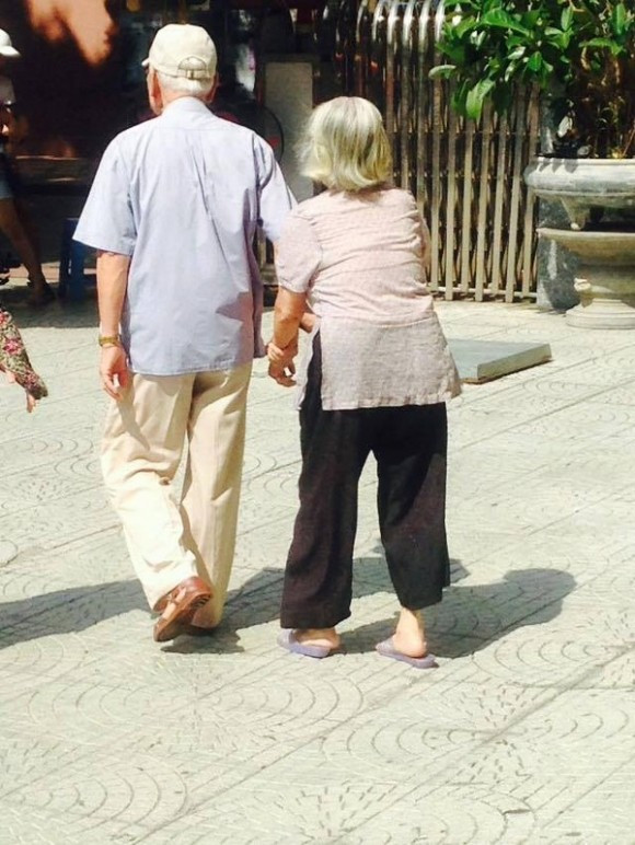 Lá thư tình xuất hiện sau 58 năm tiết lộ điều chưa từng thấy ở người ông quá cố - Ảnh 2. Lá thư tình xuất hiện sau 58 năm tiết lộ điều chưa từng thấy ở người ông quá cố - Ảnh 2.