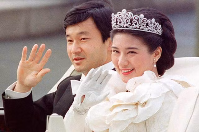 nhan sac cua nhung cap doi me chong - nang dau gia dinh hao mon, giau co bac nhat - 5