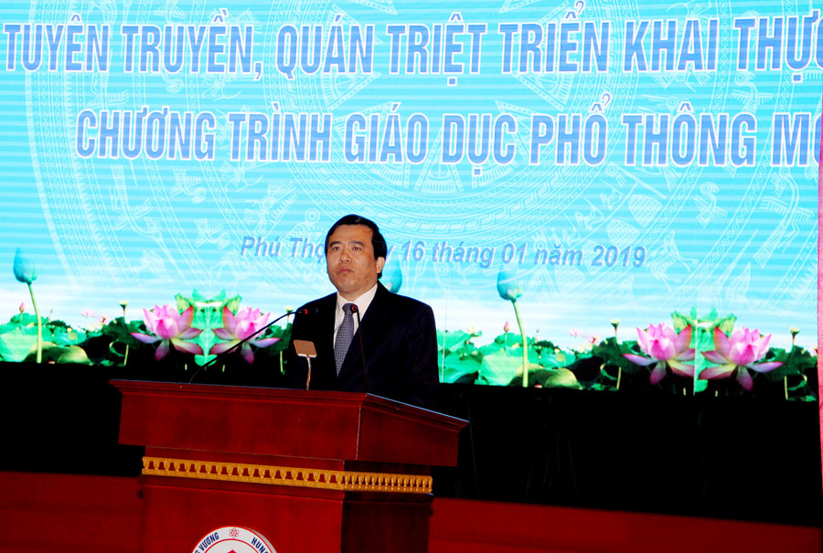 Ông Nguyễn Minh Tường phát biểu tại Hội nghị Ông Nguyễn Minh Tường phát biểu tại Hội nghị