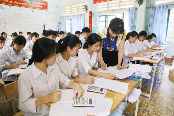 Các trường dồn sức ôn thi THPT quốc gia năm 2018 ảnh 3