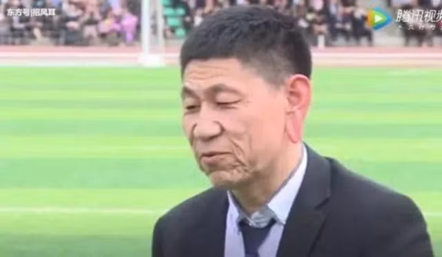  Xiao là một trong những học sinh giỏi của trường 