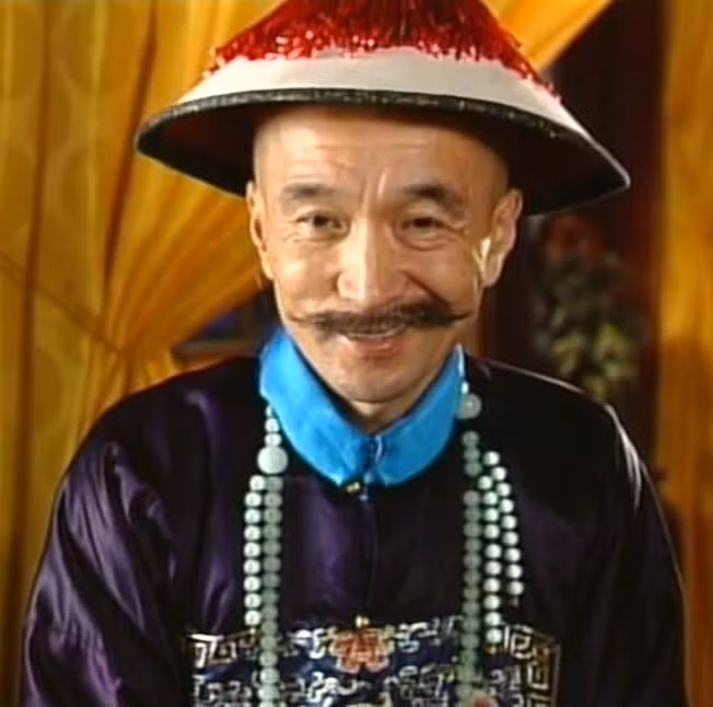 Hình ảnh tuổi 73 của ‘Tể tướng Lưu gù’ gây sốt cộng đồng mạng Trung Quốc - ảnh 2