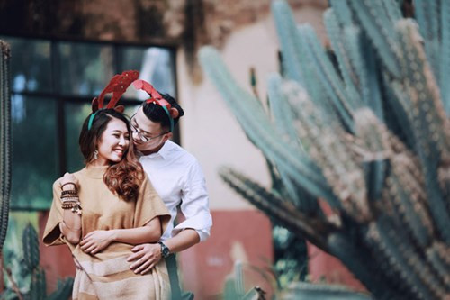 Bộ ảnh cưới độc - lạ bên cây Noel "bản xương rồng" cặp đôi Hà Thành ảnh 15