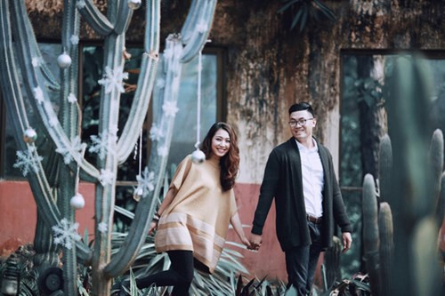 Bộ ảnh cưới độc - lạ bên cây Noel "bản xương rồng" cặp đôi Hà Thành ảnh 4