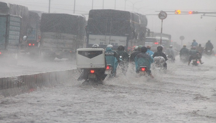 Thời tiết hôm nay: Mưa vừa, mưa to và dông nhiều nơi trên cả nước