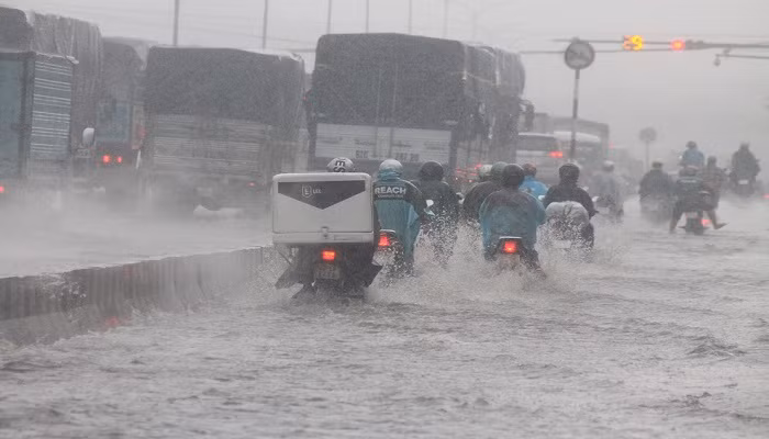 Thời tiết hôm nay: Mưa vừa, mưa to và dông nhiều nơi trên cả nước