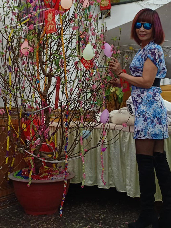 Vợ chồng cô dâu 62 tuổi diện áo đôi, khoe hình ảnh đầy hạnh phúc, tình tứ trong ngày Valentine khiến giới trẻ ghen tị - Ảnh 7. Vợ chồng cô dâu 62 tuổi diện áo đôi, khoe hình ảnh đầy hạnh phúc, tình tứ trong ngày Valentine khiến giới trẻ ghen tị - Ảnh 7.