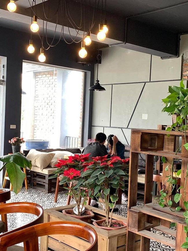 Đi uống cafe, chứng kiến cảnh hả hê: Chị chồng xông vào đánh ghen hộ em dâu - Ảnh 3. Đi uống cafe, chứng kiến cảnh hả hê: Chị chồng xông vào đánh ghen hộ em dâu - Ảnh 3.