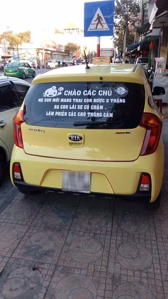 Dòng chữ đáng yêu khiến ai nhìn cũng mỉm cười. Ảnh: Facebook