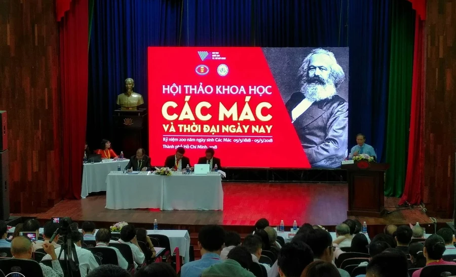 Quang cảnh buổi Hội thảo