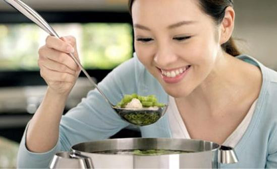 nhung meo vat vo gia chi em ham bep nuc nen biet - 2