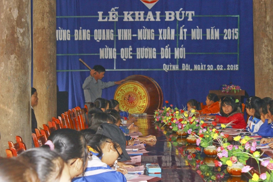 “Khai bút đầu xuân” ở làng Quỳnh