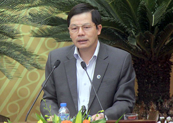 Giám đốc Sở Nội vụ Hà Nội Trần Huy Sáng cho biết, năm 2018, Hà Nội tiếp tục thực hiện tinh giản biên chế theo Nghị quyết 39 của Bộ Chính trị. Hà Nội tăng hơn 1.800 biên chế giáo dục, y tế năm 2018