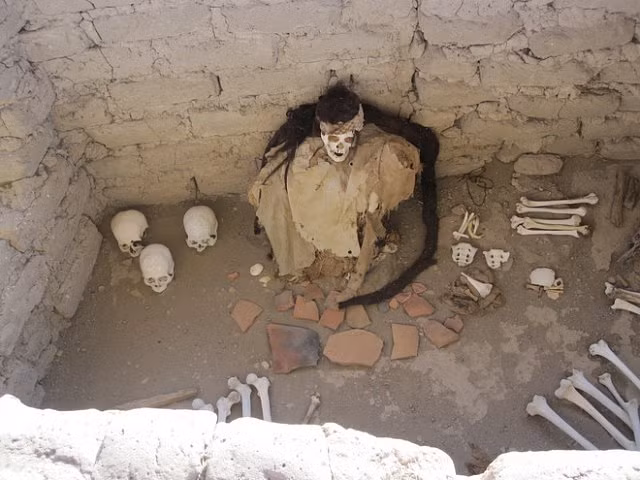 Chauchilla – nghĩa trang của những bộ hài cốt ngồi xổm còn nguyên bộ tóc suôn dài và gương mặt cười đầy vẻ phấn khích - Hình 6