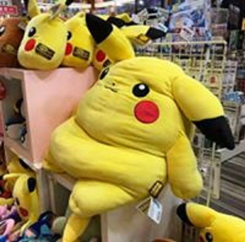 Pikachu phiên bản béo phì. Pikachu phiên bản béo phì.
