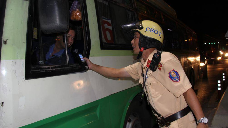 Hai ngày kiểm tra, CSGT phát hiện bao nhiêu tài xế dương tính ma túy? ảnh 2 Hai ngày kiểm tra, CSGT phát hiện bao nhiêu tài xế dương tính ma túy? ảnh 2